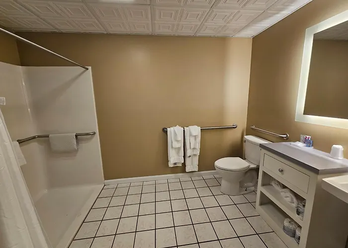 Capt Thomson'S Resort